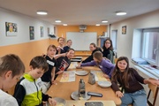 3.B peče tyčinky